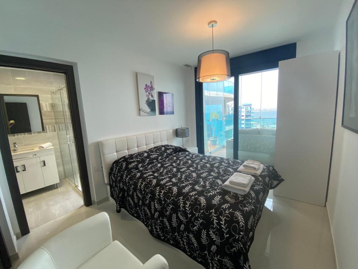 Sea Senses - Punta Prima - Vista Al Mar Apartment ตอร์เรเวียคา ภายนอก รูปภาพ