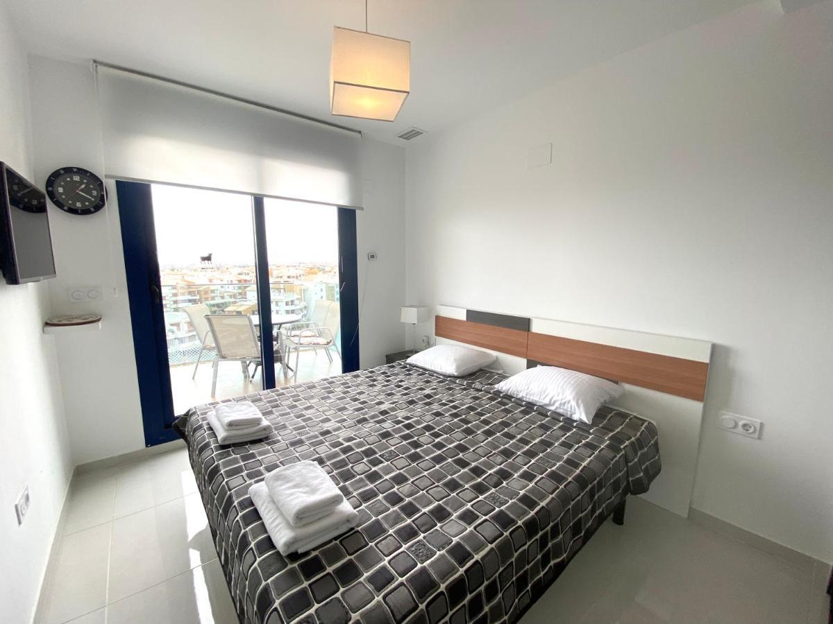 Sea Senses - Punta Prima - Vista Al Mar Apartment ตอร์เรเวียคา ภายนอก รูปภาพ